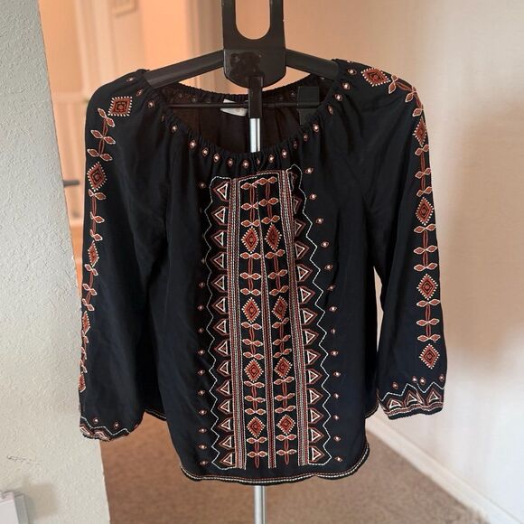 Tory Burch Tops - Tory Burch Jessie 100% Silk Off Shoulder Embroidered Blouse Women’s Size 8
